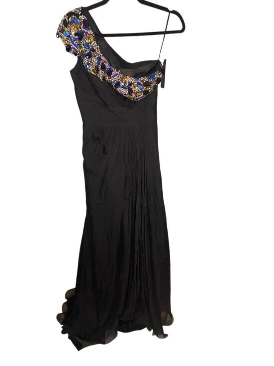 Mac Duggal Dresses & Skirts - Mac Duggal Embellished One Shoulder Formal Gown Women’s Size 4